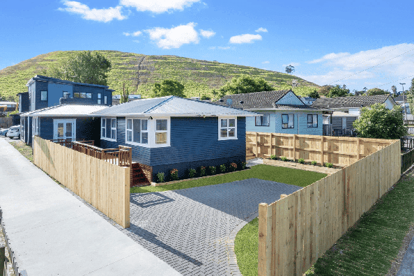 84 Mountain Road, Māngere
