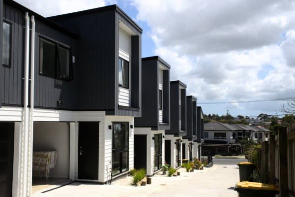 16A, B, C, D, E Pah Road Papatoetoe 1