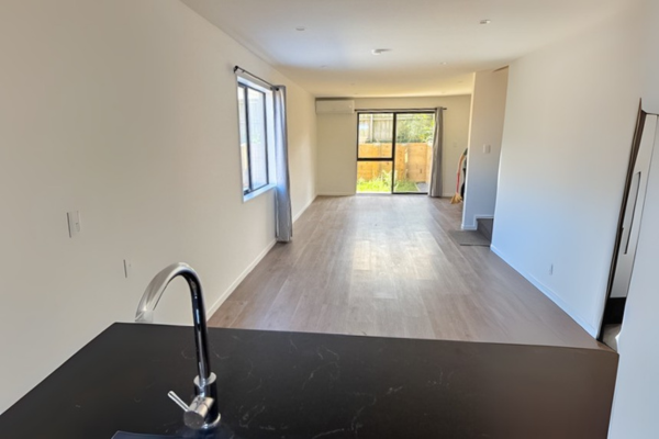 50 Greenmeadow Avenue, Unit C 5